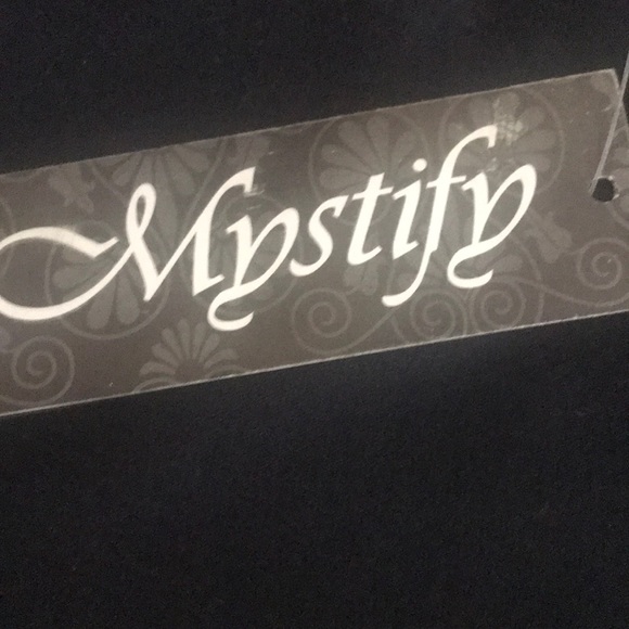 Ruffle shrug black cotton size large new with tags - Picture 6 of 6